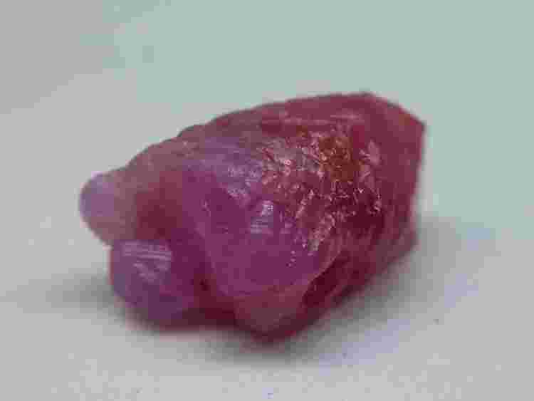 48种宝石原石图片,48种宝石原石图片文档-第1张图片-翡翠网 48种宝石原石图片,48种宝石原石图片文档-第1张图片-翡翠网