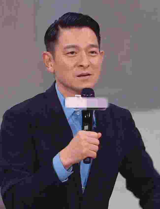 抖音刘德华直播在线人数,抖音刘德华-第1张图片-翡翠网 抖音刘德华直播在线人数,抖音刘德华-第1张图片-翡翠网