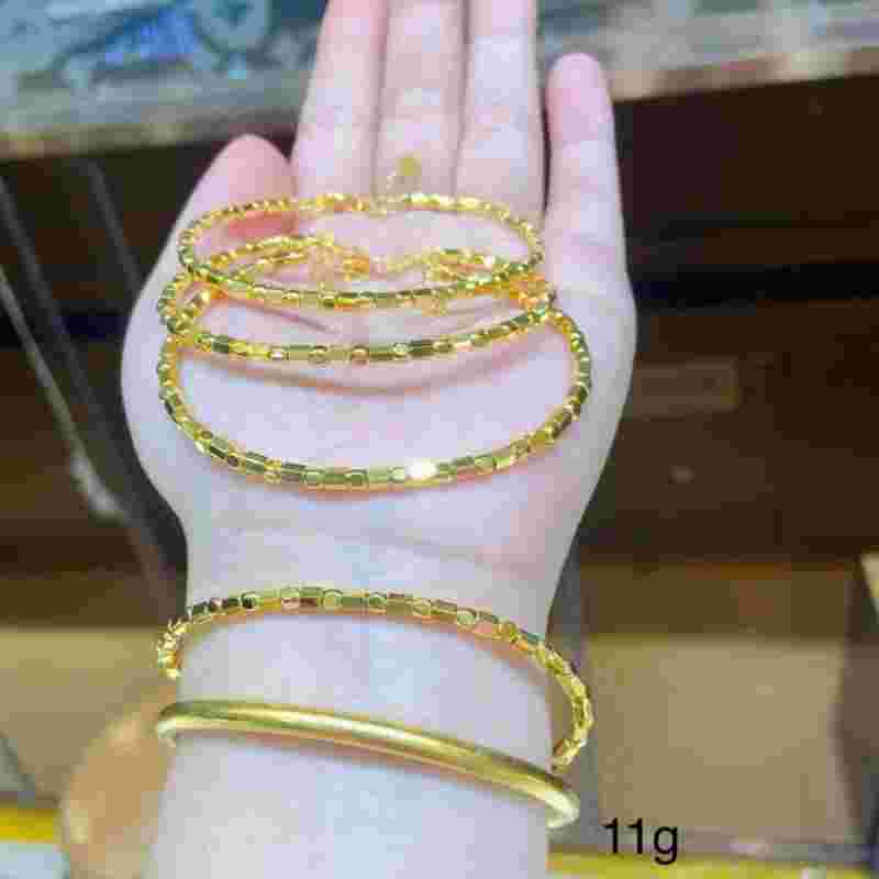 2021金镯子大概多少钱一个呢,2021金镯子大概多少钱一个-第1张图片-翡翠网 2021金镯子大概多少钱一个呢,2021金镯子大概多少钱一个-第1张图片-翡翠网