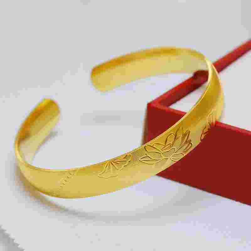 2021金镯子大概多少钱一个呢,2021金镯子大概多少钱一个-第2张图片-翡翠网 2021金镯子大概多少钱一个呢,2021金镯子大概多少钱一个-第2张图片-翡翠网