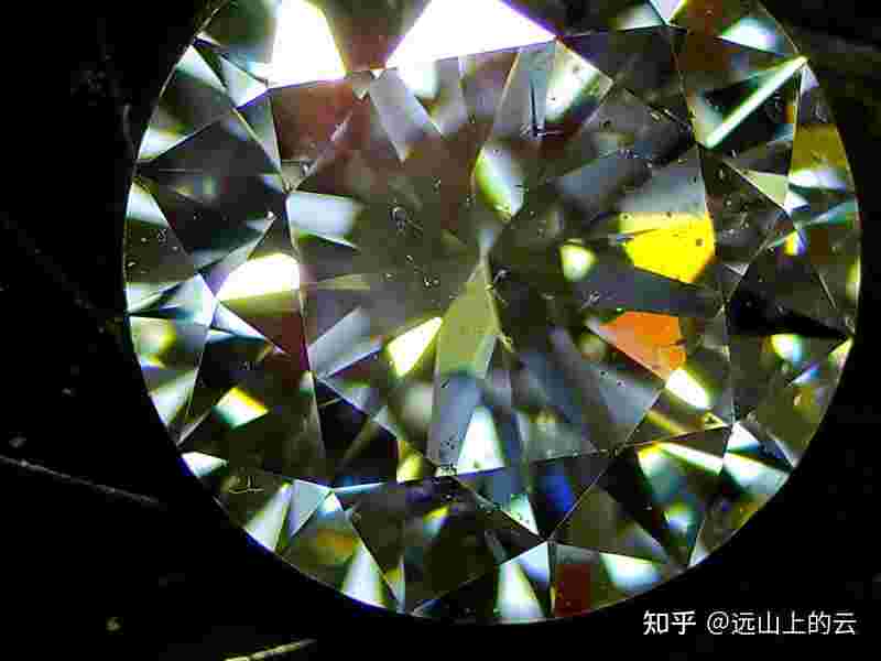 钻石天然包体特征什么意思,钻石可见天然包体是什么净度-第1张图片-翡翠网