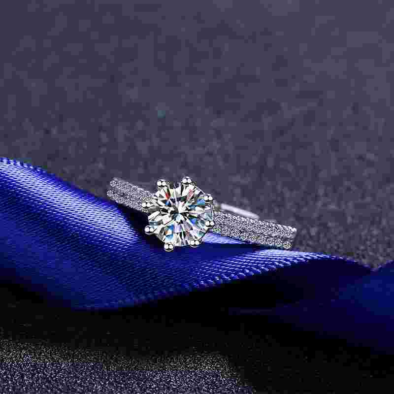 白金戒指什么颜色,白金戒指什么样的最纯-第2张图片-翡翠网