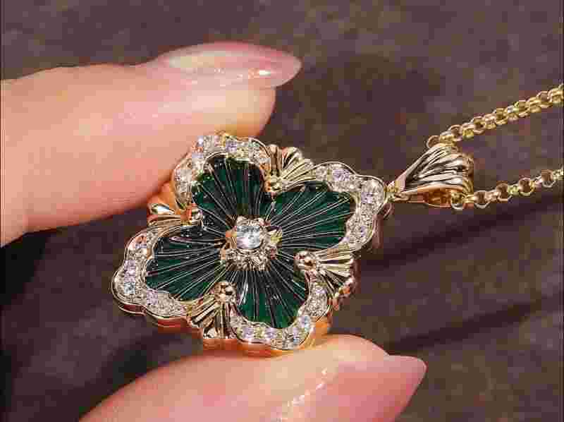 最好看的金项链图片大全最好看的金项链图片-第1张图片-翡翠网 最好看的金项链图片大全最好看的金项链图片-第1张图片-翡翠网