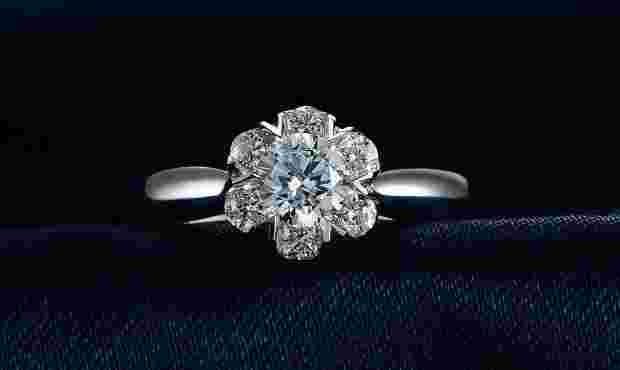 什么款式的钻戒好看耐看,什么样的钻戒款式最好看-第1张图片-翡翠网