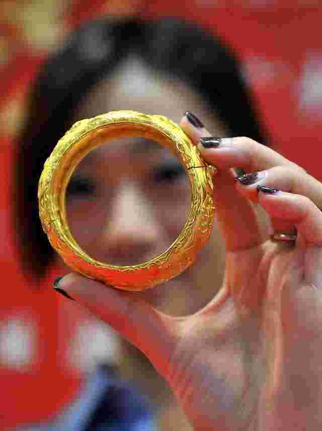 为什么好女不戴金为什么说好女不戴金-第1张图片-翡翠网 为什么好女不戴金为什么说好女不戴金-第1张图片-翡翠网