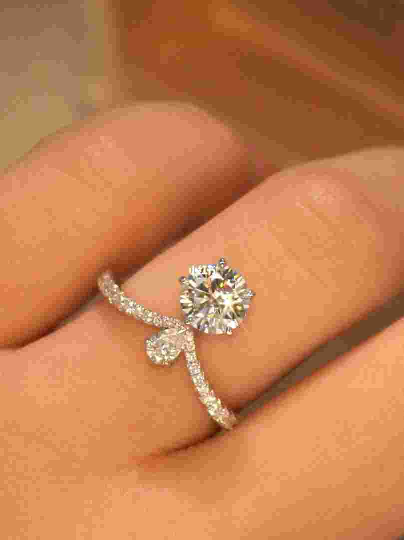 钻戒上的钻石掉了还能换吗钻戒上的钻石会不会掉下来-第1张图片-翡翠网 钻戒上的钻石掉了还能换吗钻戒上的钻石会不会掉下来-第1张图片-翡翠网