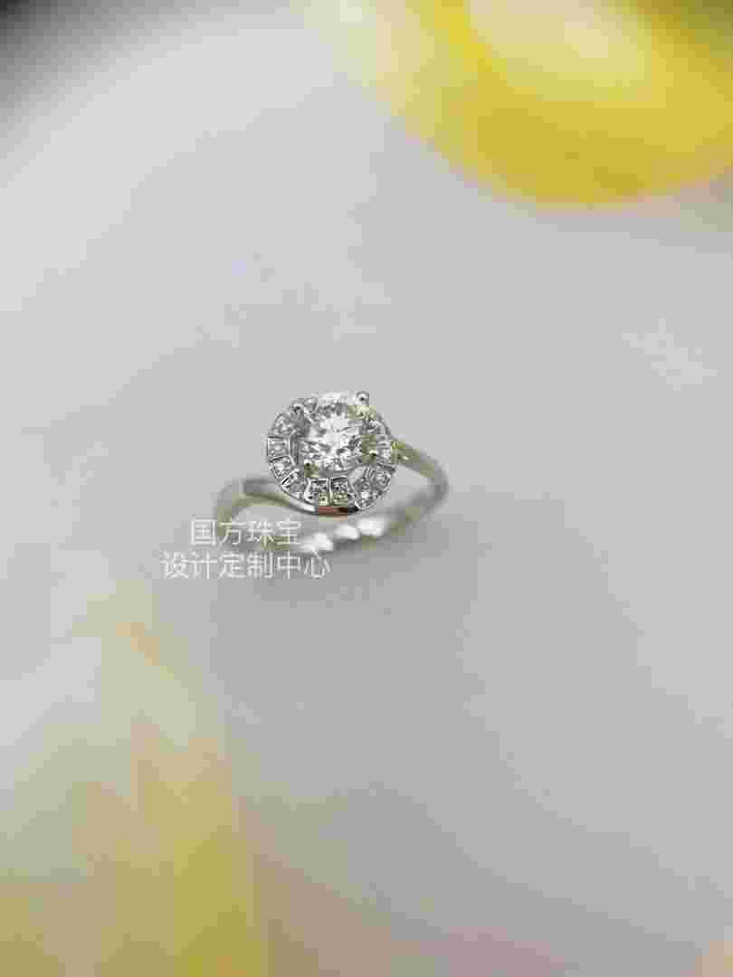 金色钻石多少钱,金色钻石图片-第1张图片-翡翠网 金色钻石多少钱,金色钻石图片-第1张图片-翡翠网