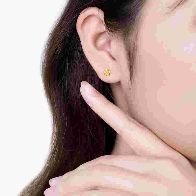 黄金耳环,黄金耳环怎么取下来-第2张图片-翡翠网 黄金耳环,黄金耳环怎么取下来-第2张图片-翡翠网