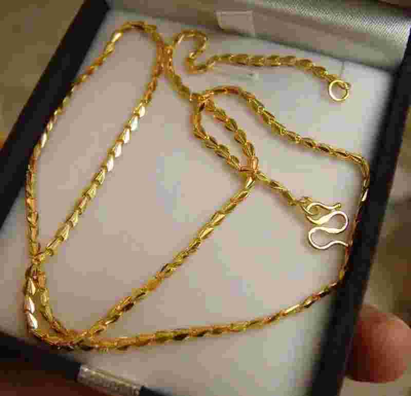 一条细金项链多少钱,一条细的金手链大概多少钱-第1张图片-翡翠网