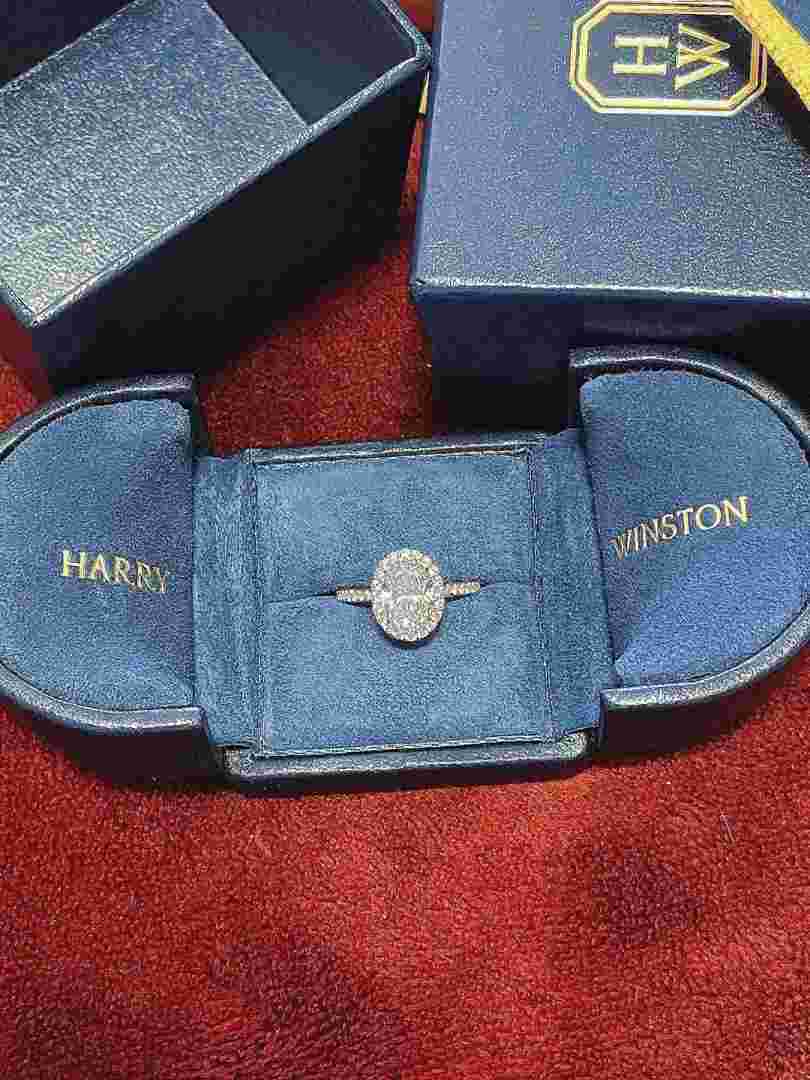 harrywinston钻戒价格harrywinston钻戒价格2克拉-第1张图片-翡翠网 harrywinston钻戒价格harrywinston钻戒价格2克拉-第1张图片-翡翠网