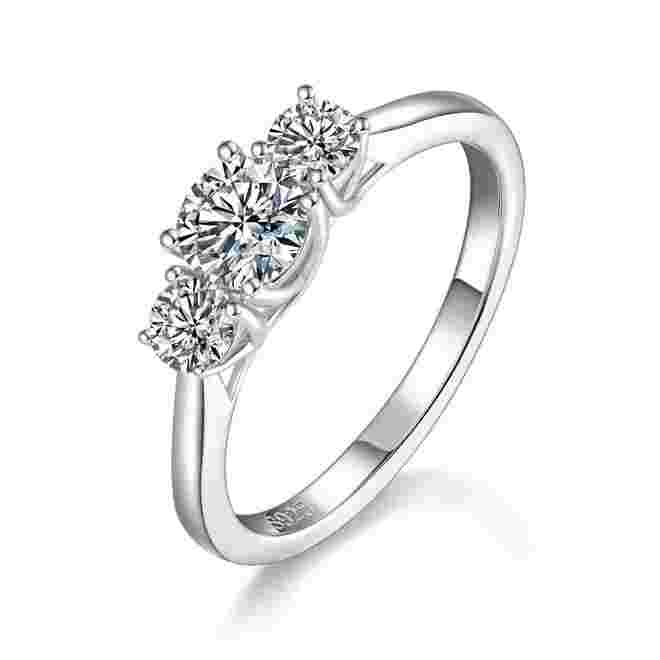 买钻戒哪个品牌性价比高,钻戒哪个品牌好-第1张图片-翡翠网 买钻戒哪个品牌性价比高,钻戒哪个品牌好-第1张图片-翡翠网