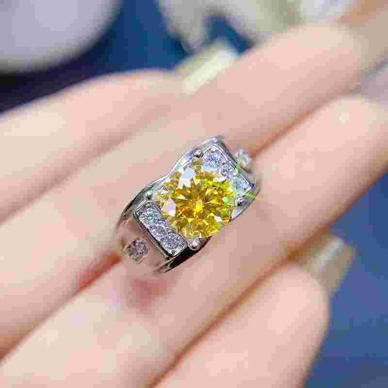 gra莫桑钻石一克拉多少钱gra一克拉莫桑钻石大概多少钱-第1张图片-翡翠网 gra莫桑钻石一克拉多少钱gra一克拉莫桑钻石大概多少钱-第1张图片-翡翠网