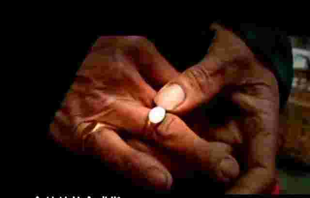 戴黄金的女人都是有钱人吗戴黄金的都是穷人-第2张图片-翡翠网 戴黄金的女人都是有钱人吗戴黄金的都是穷人-第2张图片-翡翠网