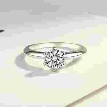 求婚用什么戒指合适求婚用什么戒指合适有什么寓意-第2张图片-翡翠网 求婚用什么戒指合适求婚用什么戒指合适有什么寓意-第2张图片-翡翠网