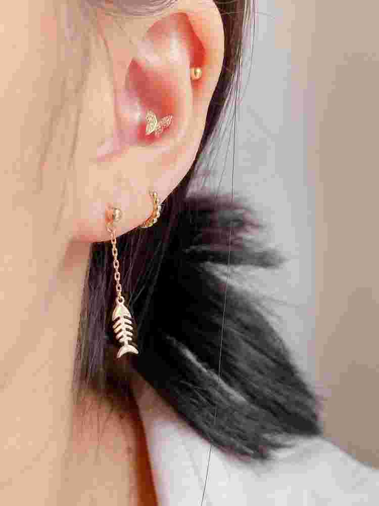 金耳环全集下载,金耳环全集下载免费观看-第1张图片-翡翠网