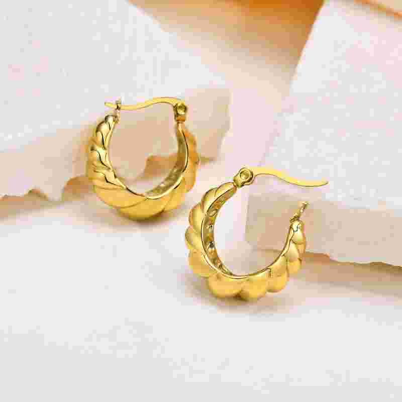 金耳环全集下载,金耳环全集下载免费观看-第2张图片-翡翠网