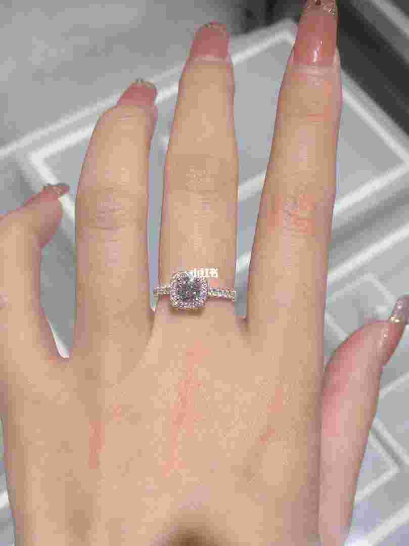 为什么40分钻戒很少的,为什么40分的钻戒比较少-第1张图片-翡翠网 为什么40分钻戒很少的,为什么40分的钻戒比较少-第1张图片-翡翠网