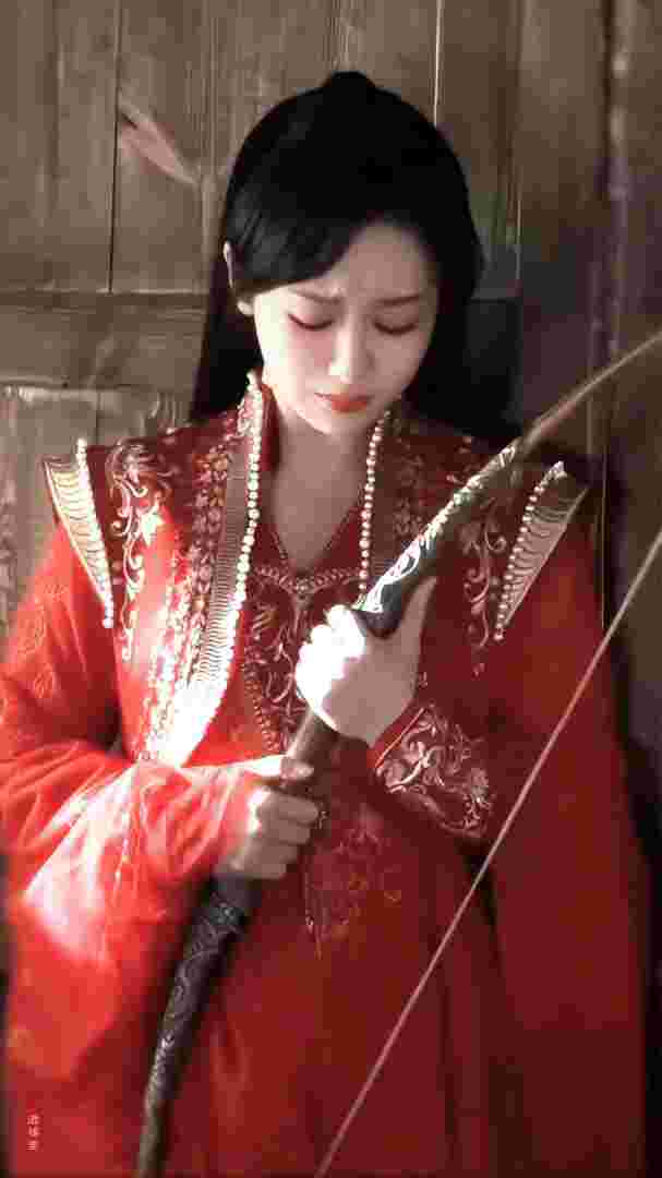 金耳环电视剧全集免费观看完整版无删减,金耳环在线高清免费观看国语-第1张图片-翡翠网