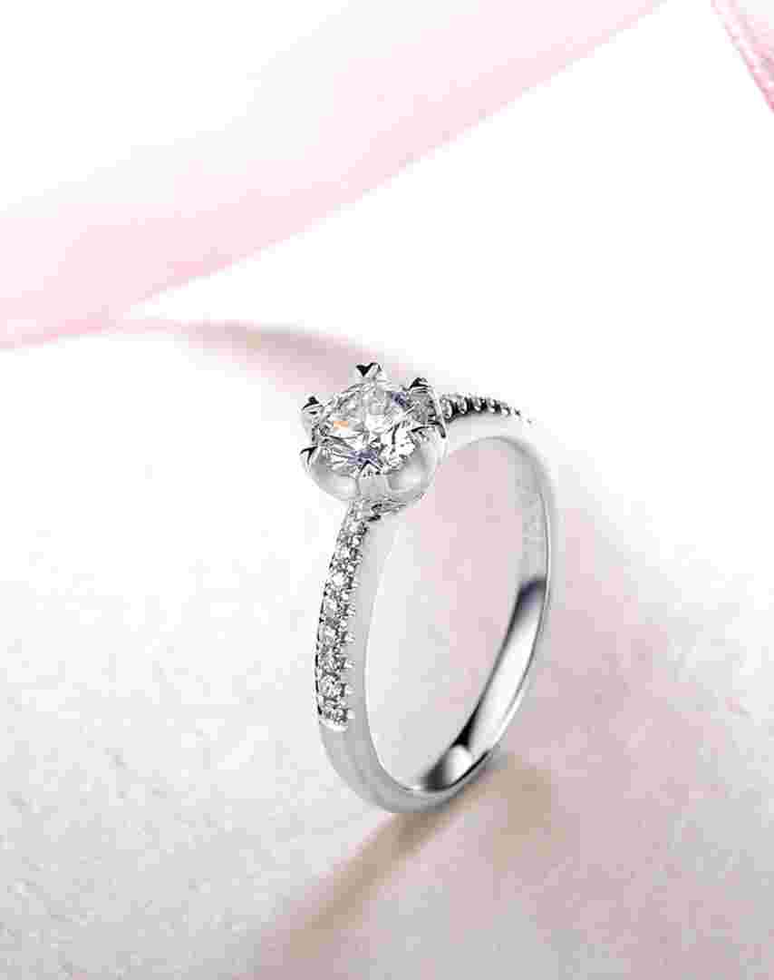 50分的钻戒市场价多少钱一个,50分钻戒价格钻石小鸟-第2张图片-翡翠网