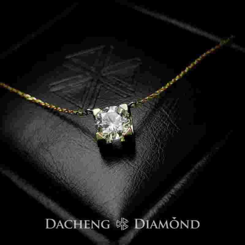 关于裸钻定制的信息-第1张图片-翡翠网 关于裸钻定制的信息-第1张图片-翡翠网