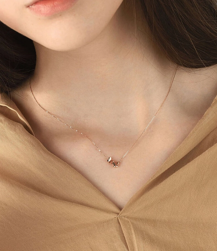 最近比较火的项链图片,2020最火的项链款式品牌-第1张图片-翡翠网