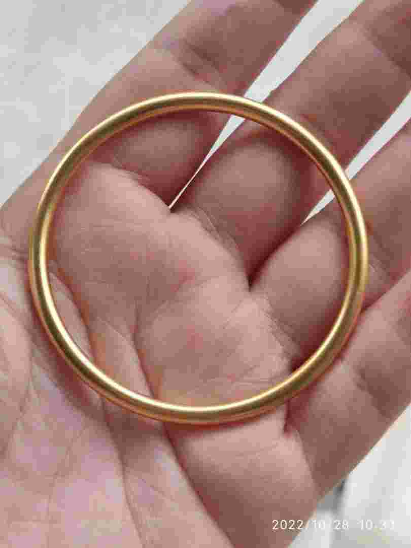 黄金手镯图片2022新款大全,黄金手镯图片2022新款-第1张图片-翡翠网 黄金手镯图片2022新款大全,黄金手镯图片2022新款-第1张图片-翡翠网