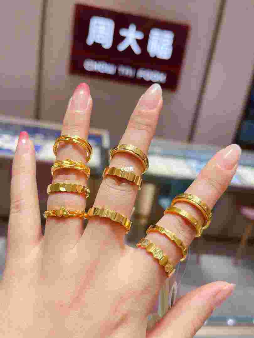 黄金戒指周大福多少钱,黄金戒指周大福-第1张图片-翡翠网 黄金戒指周大福多少钱,黄金戒指周大福-第1张图片-翡翠网