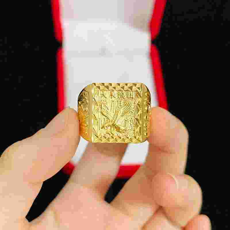 男士戴20克戒指大吗,男的带20克的金戒指-第1张图片-翡翠网 男士戴20克戒指大吗,男的带20克的金戒指-第1张图片-翡翠网