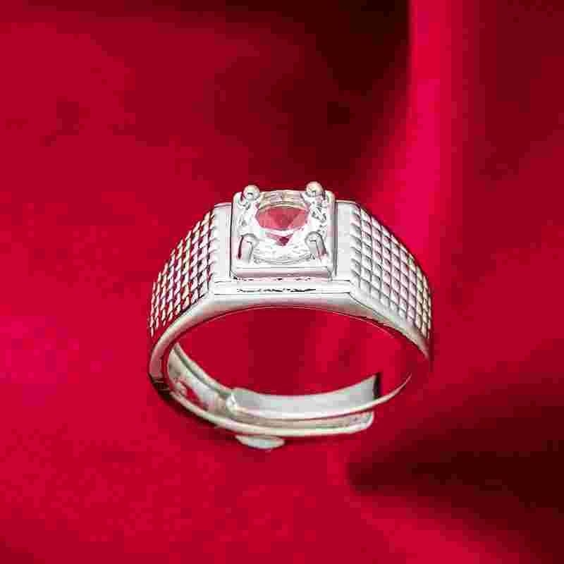 四十岁男人戴什么戒指40岁男人戴什么戒指-第1张图片-翡翠网