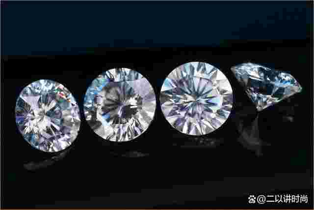 莫桑石和钻石的区别在哪莫桑石跟钻石的区别-第1张图片-翡翠网 莫桑石和钻石的区别在哪莫桑石跟钻石的区别-第1张图片-翡翠网