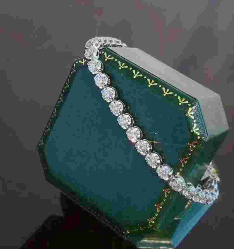 015克拉钻石值多少钱5克拉钻石值多少钱-第1张图片-翡翠网 015克拉钻石值多少钱5克拉钻石值多少钱-第1张图片-翡翠网