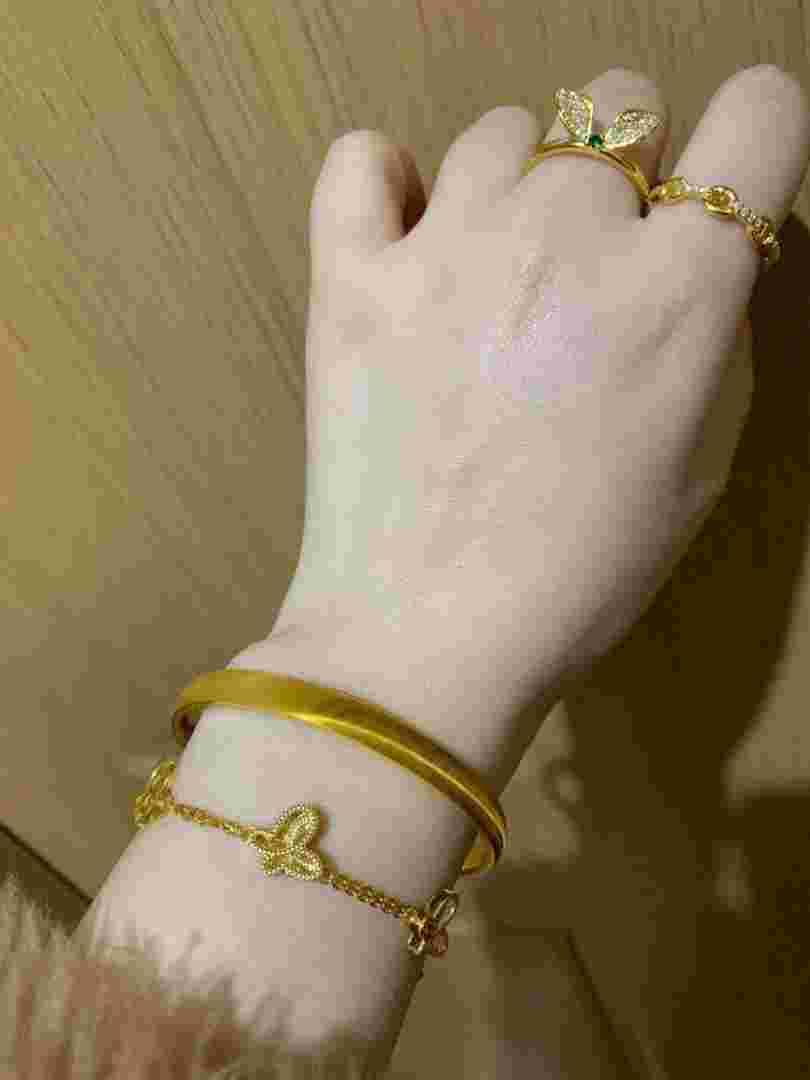 金手镯经典款式图片大全金手镯子的图片-第2张图片-翡翠网