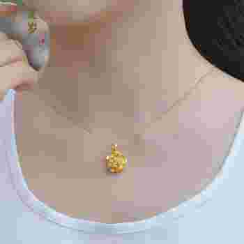 两千多买了18k金项链贵吗2000多买的18k金项链值多少钱-第1张图片-翡翠网 两千多买了18k金项链贵吗2000多买的18k金项链值多少钱-第1张图片-翡翠网