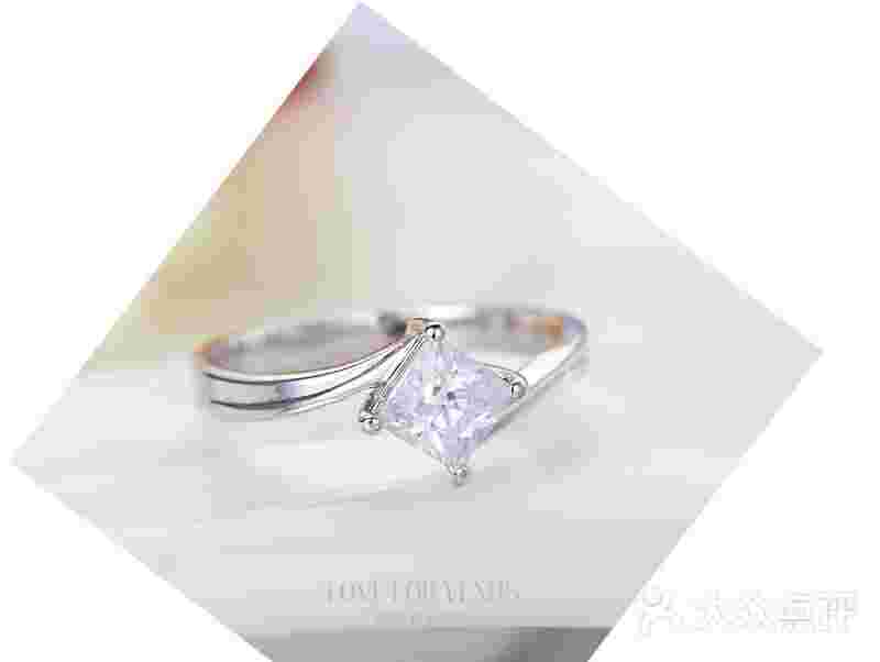 乐维斯钻戒,乐维斯钻戒大概多少钱-第2张图片-翡翠网