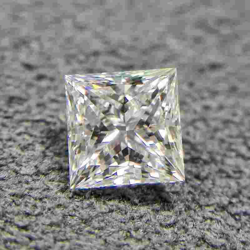 莫桑钻石图片大全,莫桑钻石图片-第1张图片-翡翠网