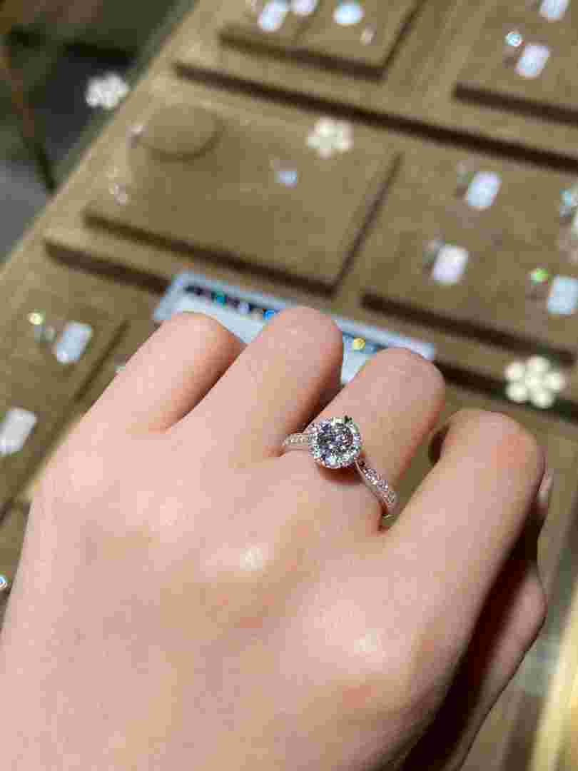 钻戒购买钻戒购买平台-第1张图片-翡翠网