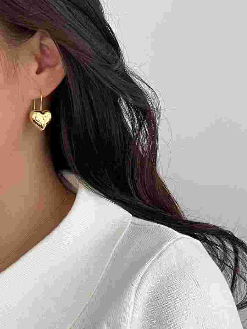 大耳环英文大耳环-第1张图片-翡翠网 大耳环英文大耳环-第1张图片-翡翠网