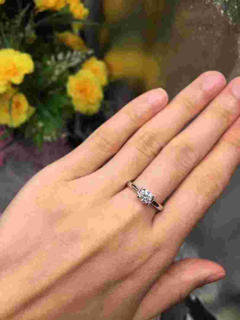 莫桑钻和钻石的鉴定证书区别,莫桑钻和钻石的鉴定证书区别大吗-第2张图片-翡翠网 莫桑钻和钻石的鉴定证书区别,莫桑钻和钻石的鉴定证书区别大吗-第2张图片-翡翠网