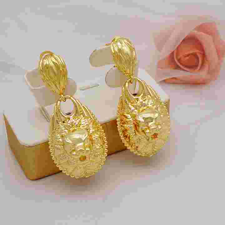 15厘米超大耳环,15厘米超大耳环图片-第1张图片-翡翠网 15厘米超大耳环,15厘米超大耳环图片-第1张图片-翡翠网