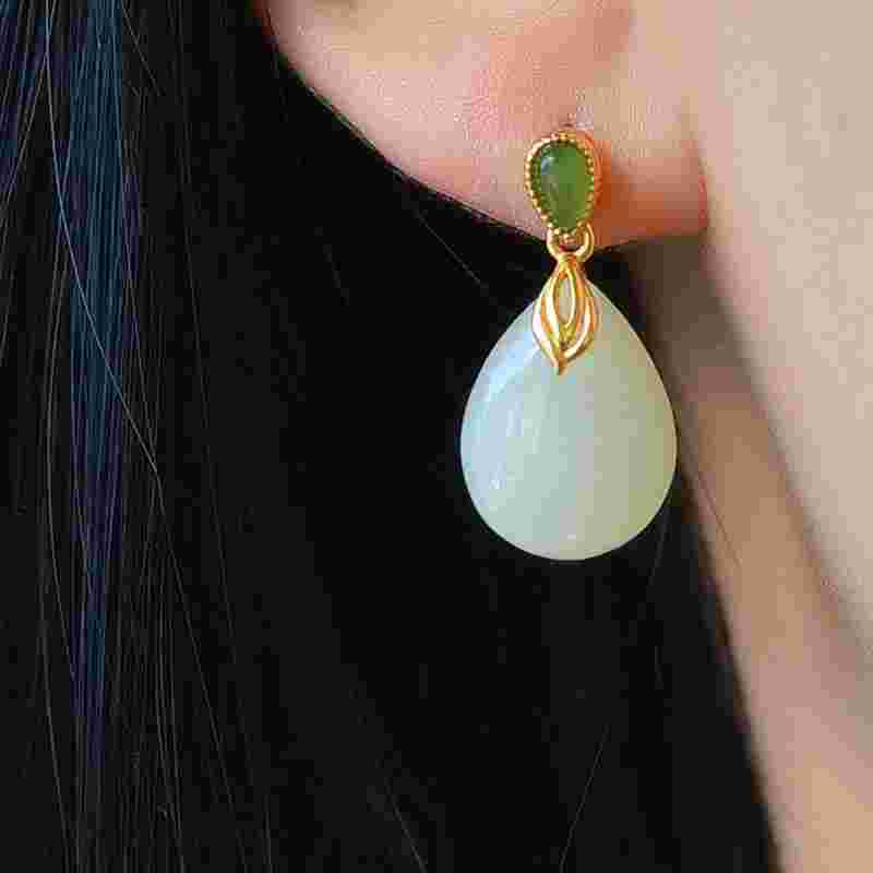 玉耳环款式图片大全,玉耳环价格一般多少钱-第1张图片-翡翠网