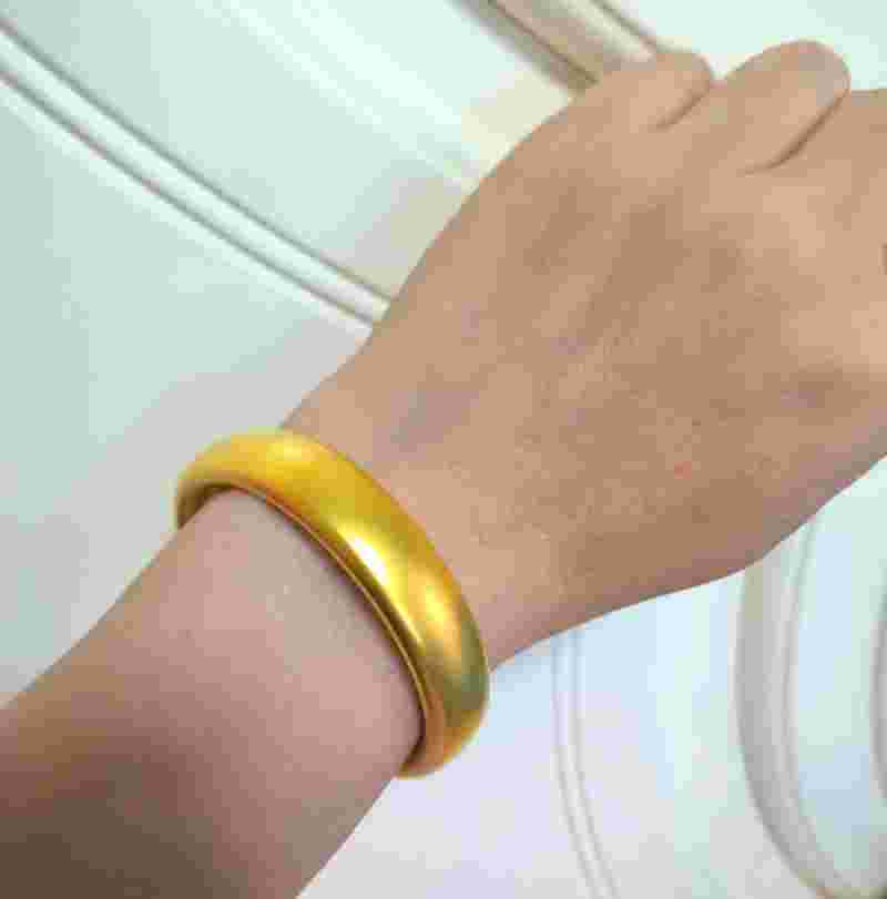 买金镯子技巧如何买黄金镯子-第1张图片-翡翠网