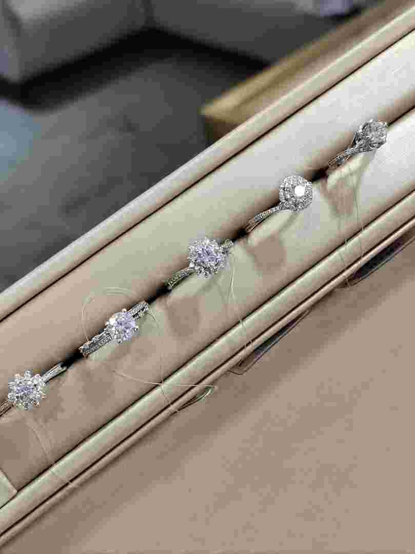 钻戒定制有什么品牌钻戒定制-第1张图片-翡翠网 钻戒定制有什么品牌钻戒定制-第1张图片-翡翠网