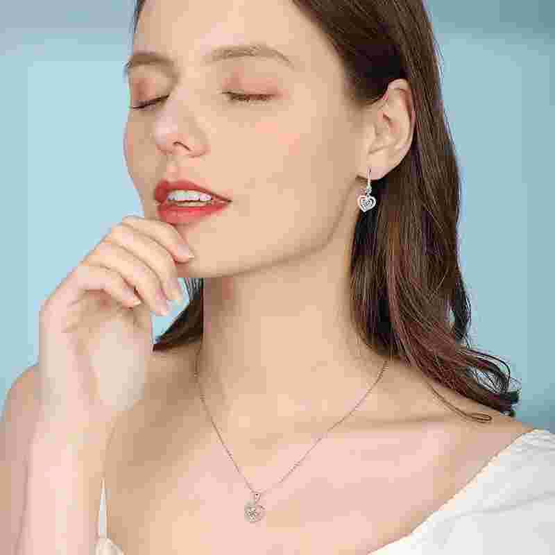 金耳环河流如血****,金耳环河流如血大结局-第1张图片-翡翠网