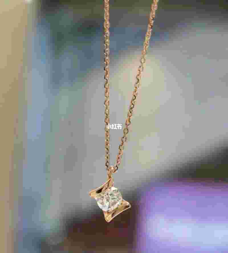 周大福钻石项链款式图片三合一周大福钻石项链最新款-第2张图片-翡翠网 周大福钻石项链款式图片三合一周大福钻石项链最新款-第2张图片-翡翠网