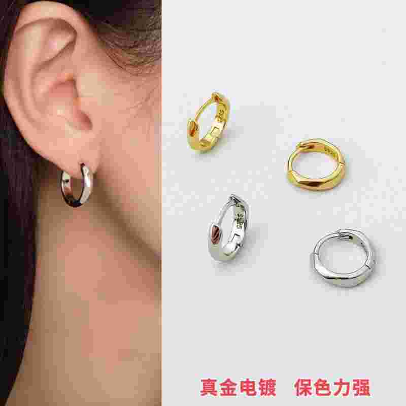 2021年新款金耳环新款金耳环图片及价格今年最流行耳环-第1张图片-翡翠网 2021年新款金耳环新款金耳环图片及价格今年最流行耳环-第1张图片-翡翠网