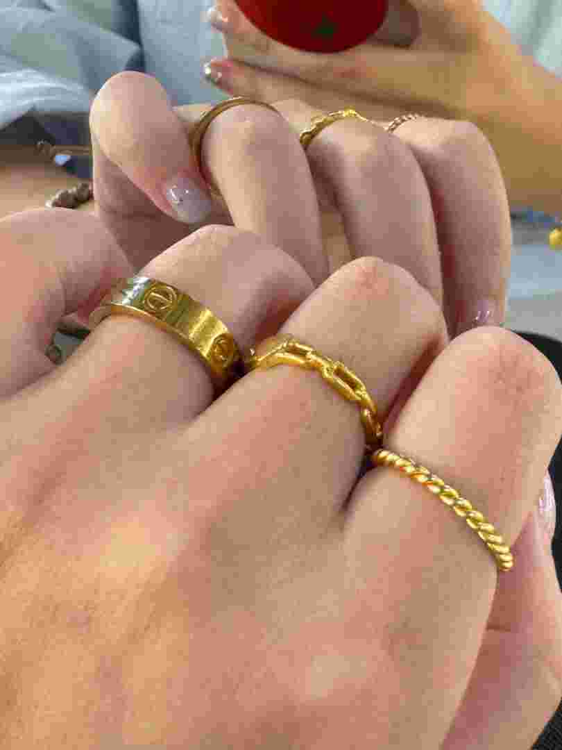 捡了一个金戒指怎么看真假金戒指怎么看真假-第1张图片-翡翠网 捡了一个金戒指怎么看真假金戒指怎么看真假-第1张图片-翡翠网