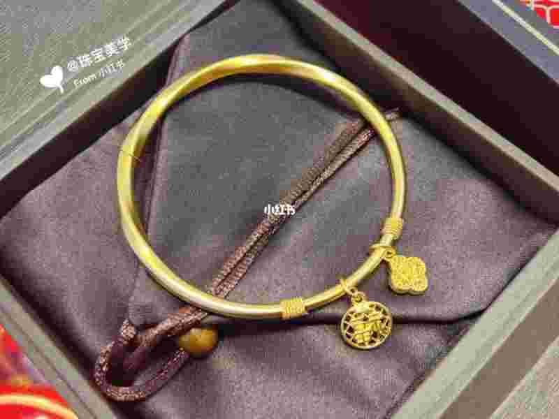 古法传承手镯和普通手镯的区别,千万不要买古法传承手镯-第1张图片-翡翠网 古法传承手镯和普通手镯的区别,千万不要买古法传承手镯-第1张图片-翡翠网