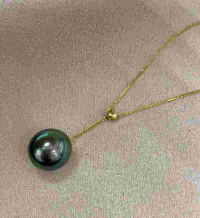 18k金戴一个月就黑了,18k金戴一个月就黑了怎么清洗-第2张图片-翡翠网 18k金戴一个月就黑了,18k金戴一个月就黑了怎么清洗-第2张图片-翡翠网