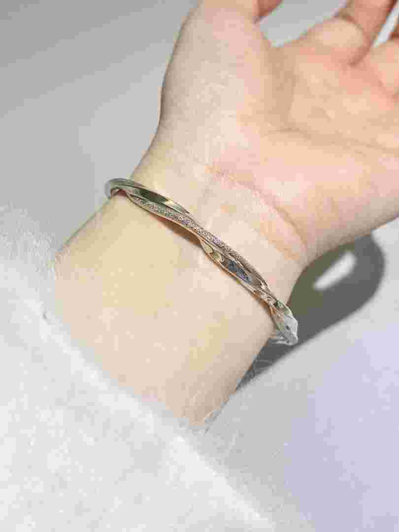 老银子贵还是新银子贵老银贵还是新银贵-第2张图片-翡翠网 老银子贵还是新银子贵老银贵还是新银贵-第2张图片-翡翠网