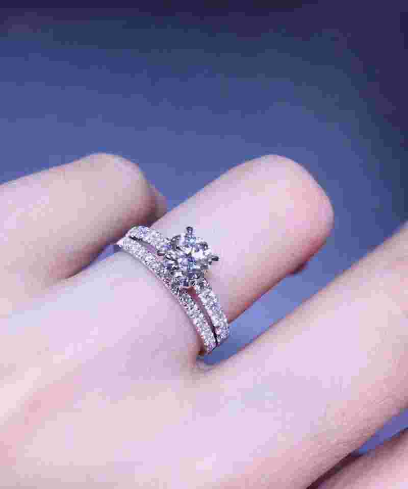 钻戒十大经典款钻戒经典款排名-第2张图片-翡翠网 钻戒十大经典款钻戒经典款排名-第2张图片-翡翠网